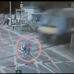 cyclist-nearly-killed-by-train-in-england-video_0
